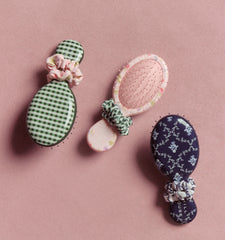 The Hill House x Wet Brush Mini Brush - Navy Trellis