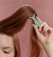 The Hill House x Wet Brush Mini Brush - Emerald Gingham