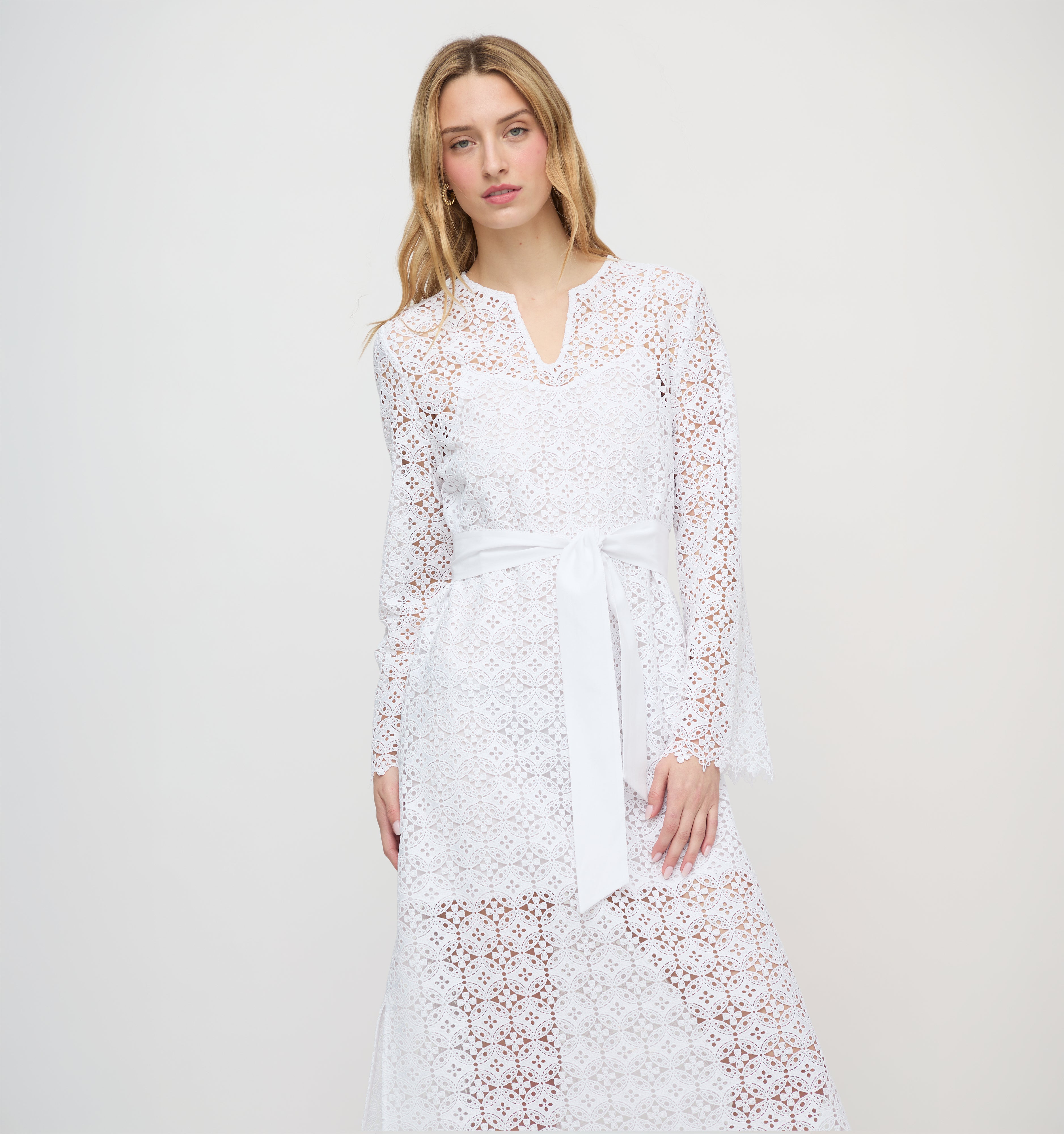 The Darinka Dress - White Medallion Lace
